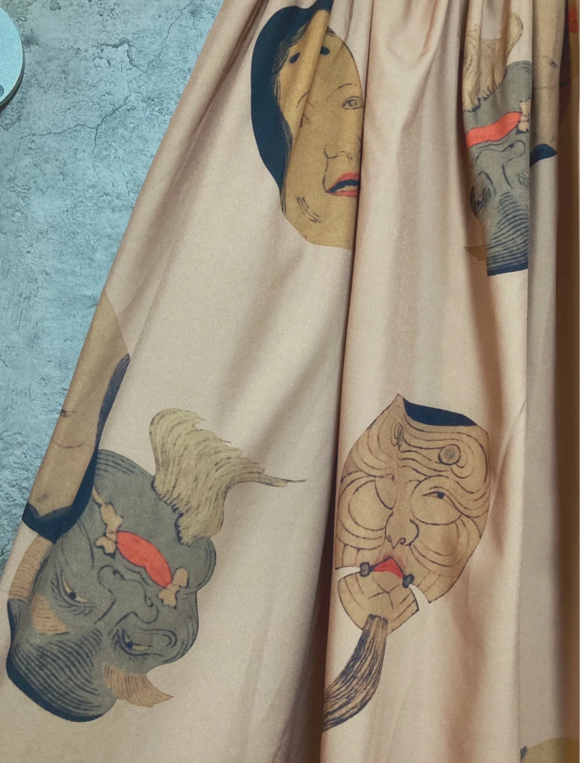 noh mask skirt