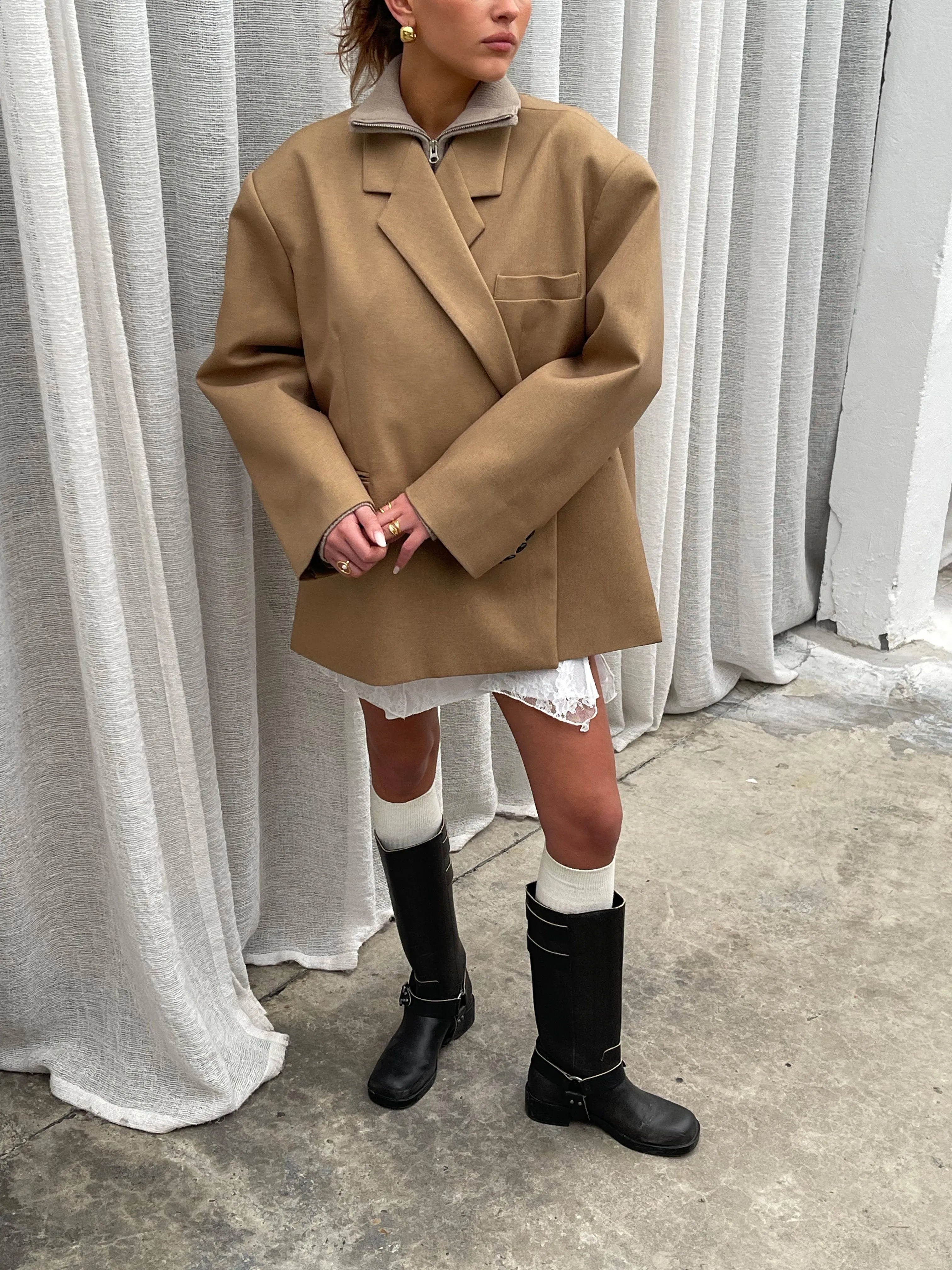 Oversized Side Slit Blazer Camel