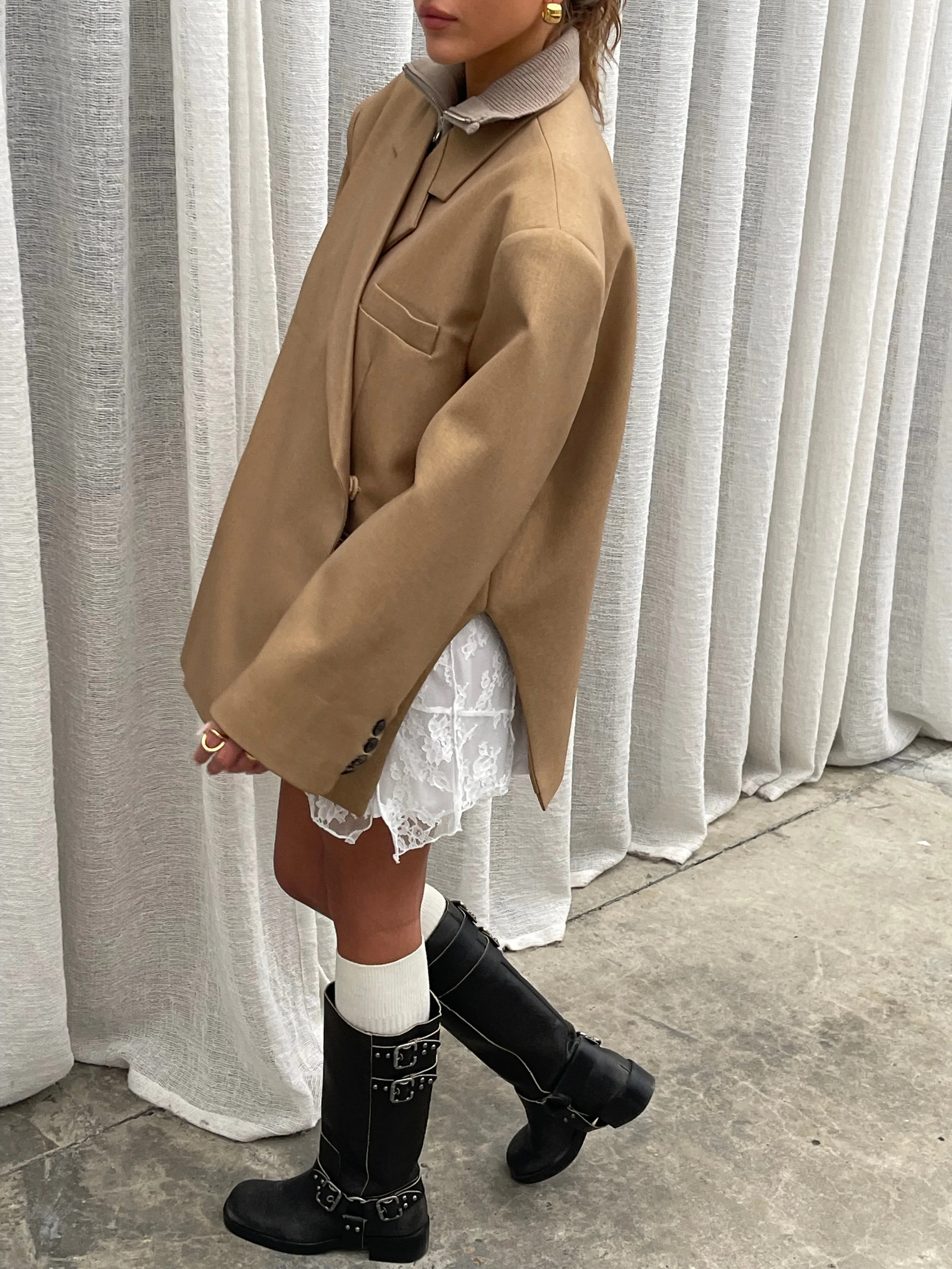 Oversized Side Slit Blazer Camel