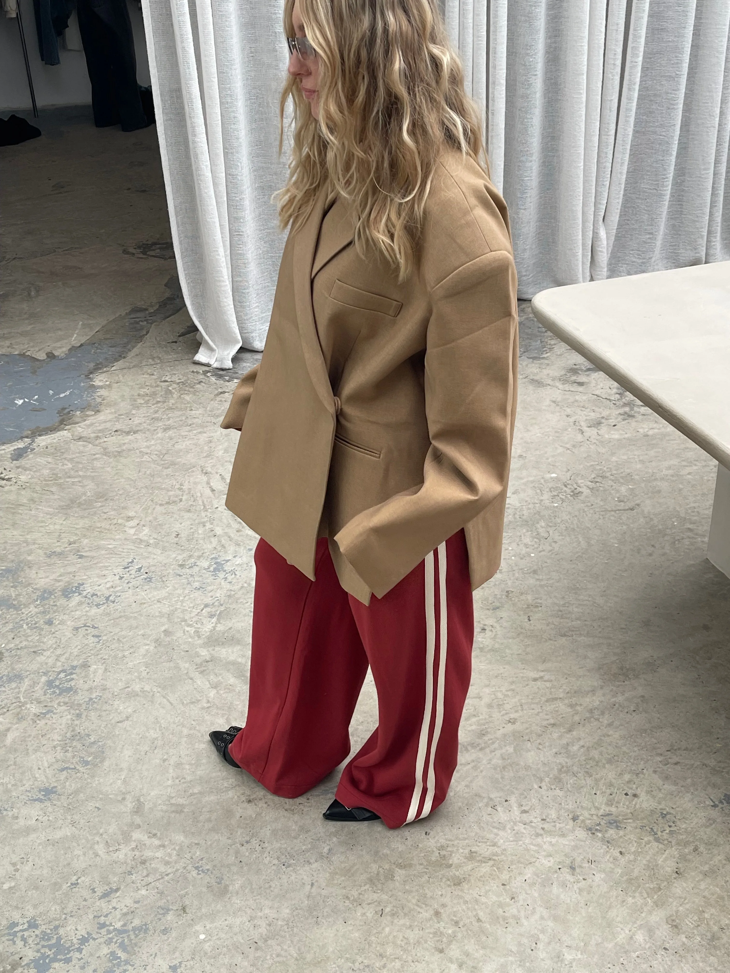Oversized Side Slit Blazer Camel