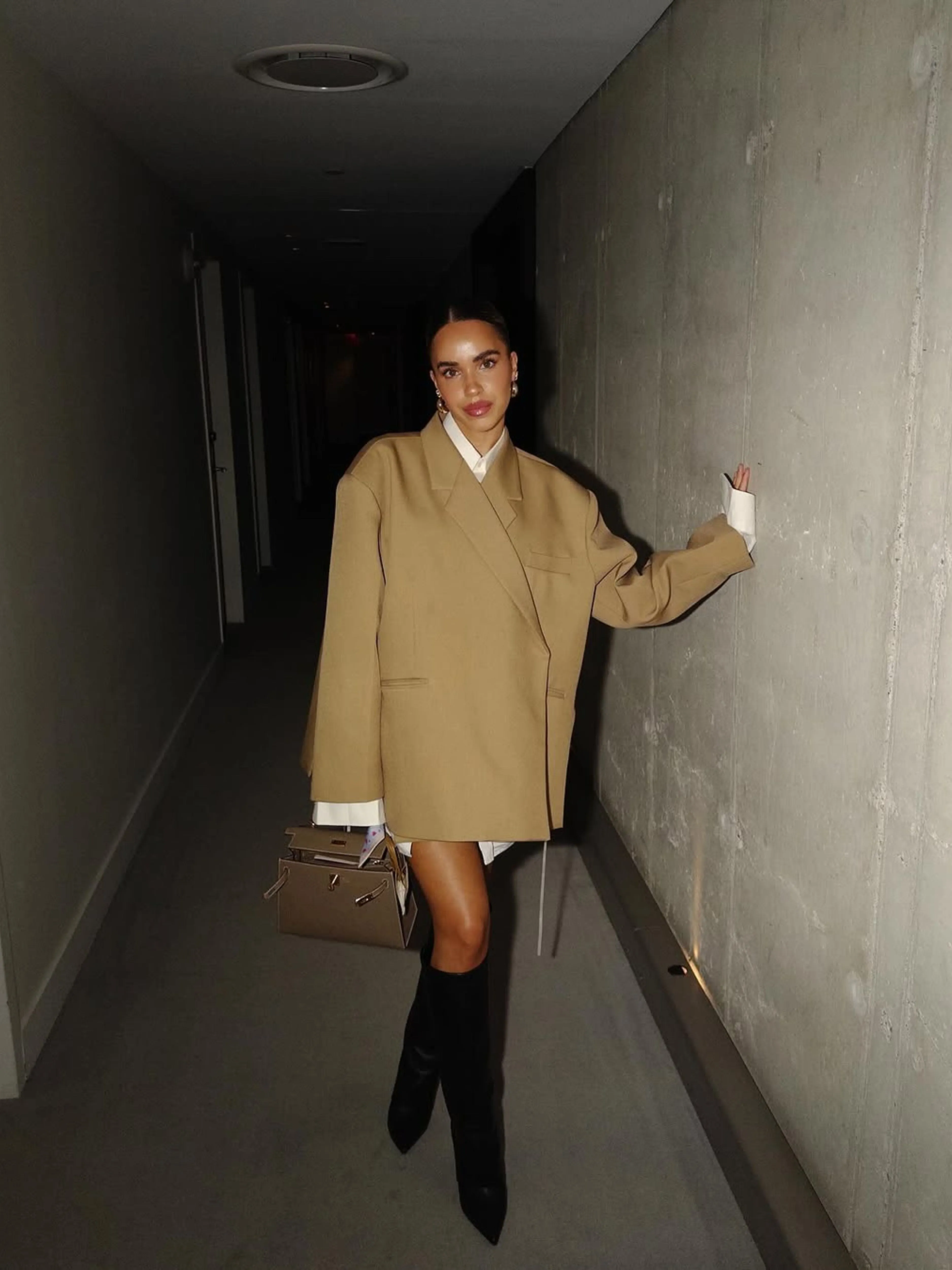Oversized Side Slit Blazer Camel