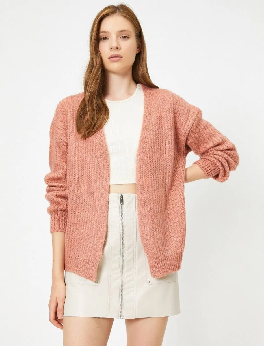 Short Oversize Cardigan in Pink