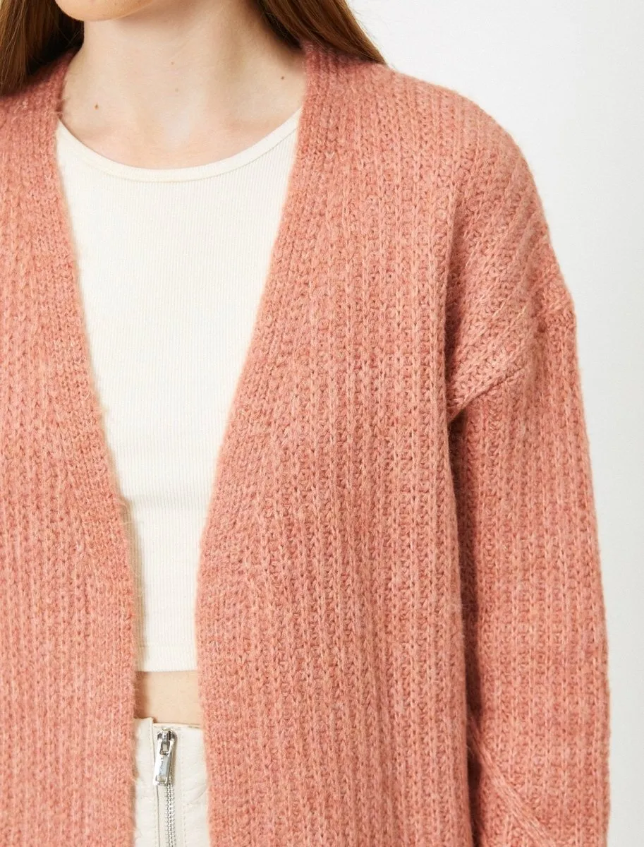 Short Oversize Cardigan in Pink
