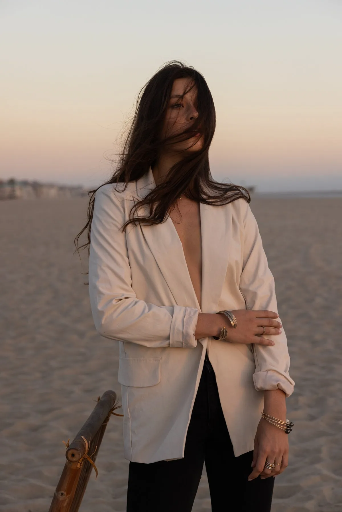 THE MATTE TWILL BLAZER