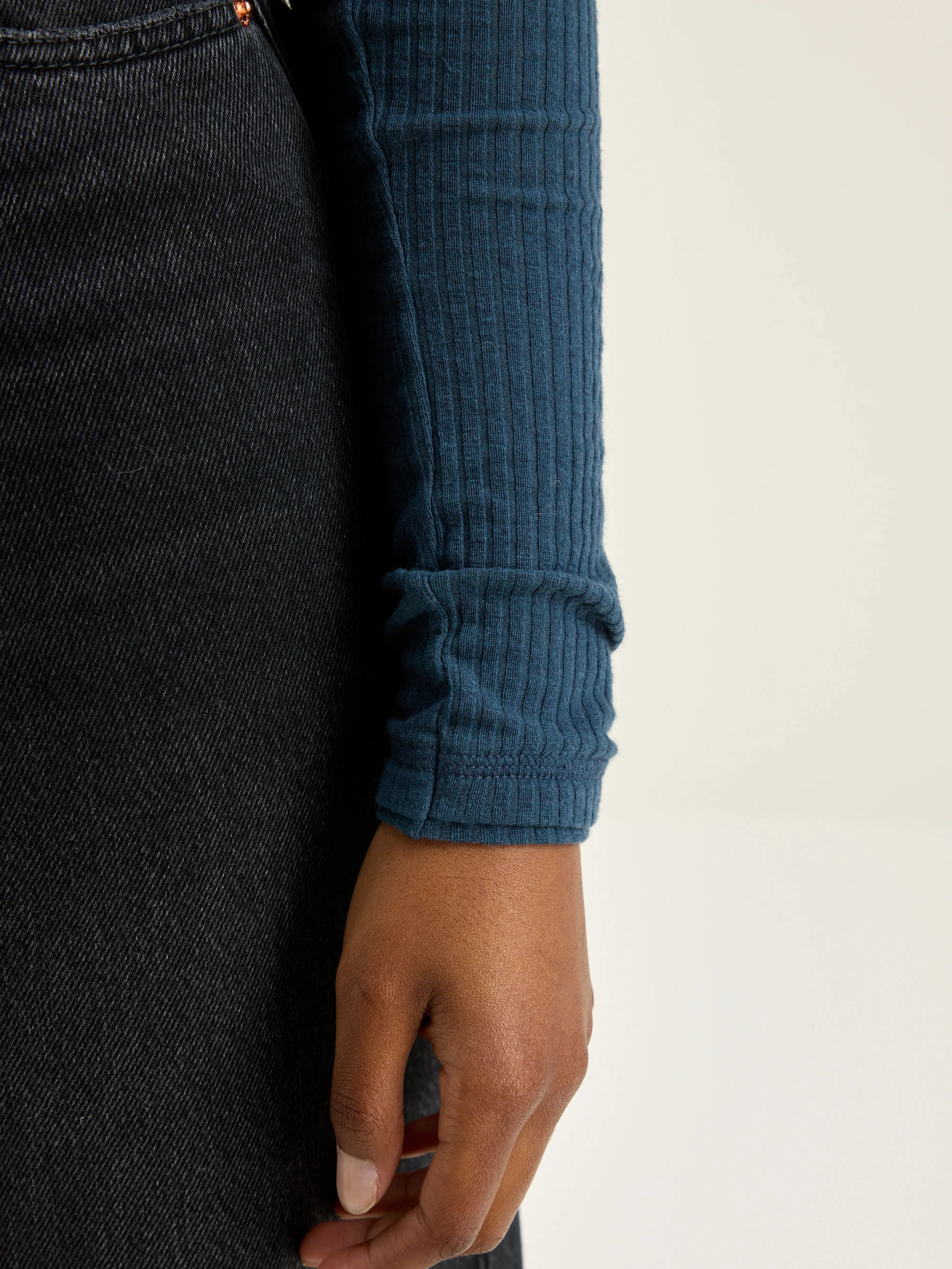 Vinay fitted t-shirt (242 / W / ODYSEE)